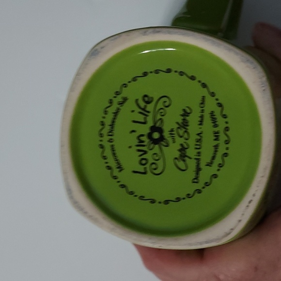 Flamingo Mug w/saying,Mulicolor,4 1/2in.Hx5in.W w/handle.minor flaws GUC,heavy - Picture 9 of 9